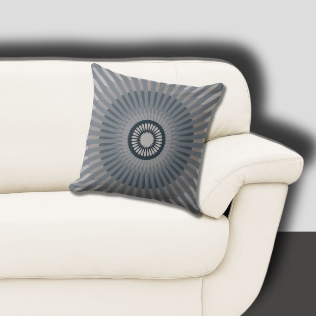 Snyggt Center Grått Star Flower Kudde (Stylish Centered Gray Star Flower Throw Pillow)
