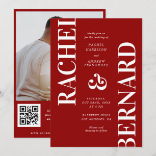 Snyggt Crimson Red Typography QR Code Bröllop Inbjudningar