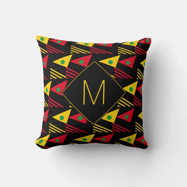 Snyggt Etniska geometriska trianglar monogram Kudde (Framsida)