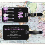 Snyggt Guitar Rosa och svart Monogram Bagagebricka<br><div class="desc">Snyggt: rosa och svart resgodsbagagemärke med anpassningsbar, mongram. Hand plockade guitarillustrationer i rosa och lila kastar halvgenomskinliga vita, rosa- och lilor i stil som upprepar mönster på svart bakgrund. Perfekten för coolans rockstjärna i ditt liv kan vara personlig genom att lägga till en inledande namn och ett monogram på framsidan...</div>