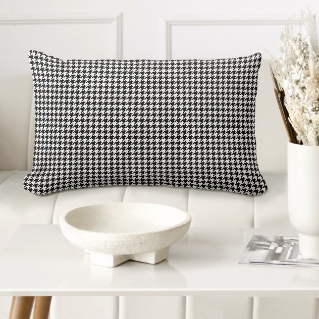 Snyggt Houndstooth Play Mönster Black White Lumbarkudde (Skapare uppladdad)