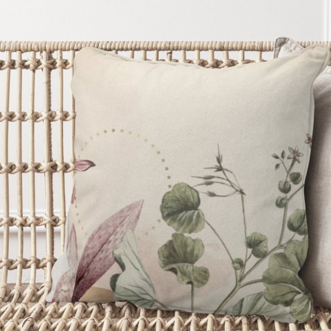 Snyggt Jordant botaniskt utskrift | Creamy Ivory Kudde (Skapare uppladdad)