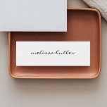 Snyggt Minimal Girly Calligraphy White Mini Visitkort<br><div class="desc">Minimalistiskt och modernt kort. Snyggten letar efter hårstylist,  mode,  författare med mera.</div>