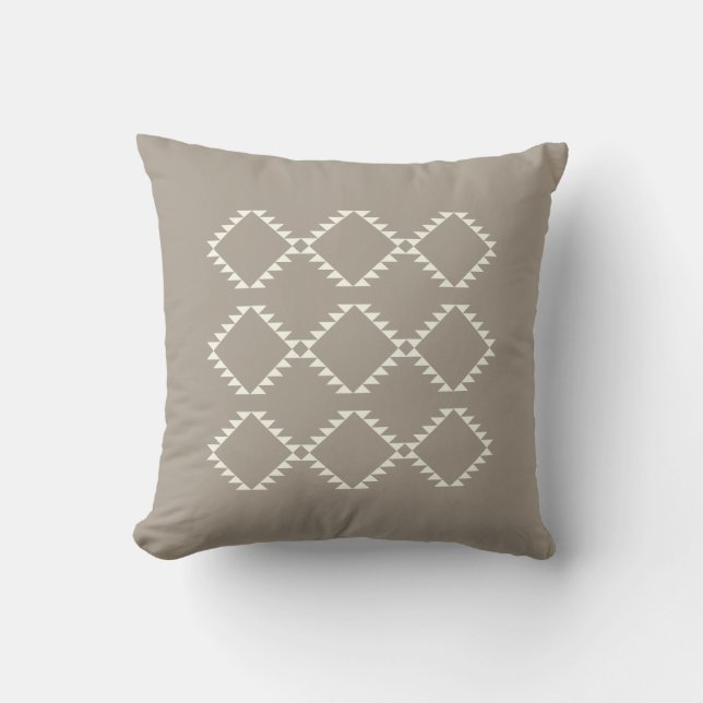 Snyggt Modern Geometric Rustic Taupe för lantbruks Kudde (Framsida)