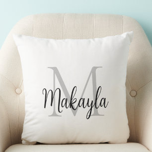 Snyggt Monogram Namn Kudde