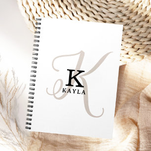 Snyggt Namn med Calligraphy Monogram on White Anteckningsbok