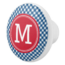 Snyggt Picnic Blue Gingham och Red Monogram
