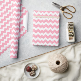 Snyggt rosa chevron-inpackningspapper presentpapper