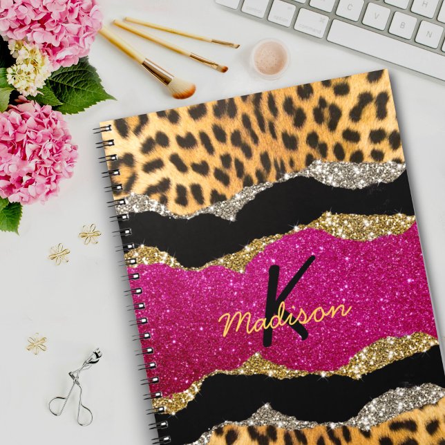 Snyggt rosa glittery-monogram för giftigt djurtryc anteckningsbok (Skapare uppladdad)