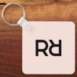 Snyggt Rosa Modern Girly Monogram Initial Luxury Nyckelring<br><div class="desc">Snyggt Rosa Modern Girly Monogram Första lyxkedjan för personligt stil med dig överallt med vår anpassningsbar monogram-nyckelkedja. Den här nyckelkedjan har en elegant, modern monogramdesign på rosa och ger dig en enkel och ändå elegant till nycklar, säck eller tillbehör. Den här nyckelkedjan är designad att tåla den dagliga användan samtidigt...</div>