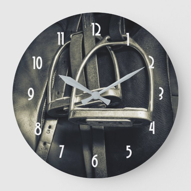 Snyggt Silver-stirups on English Riding Saddle Stor Klocka (Framsida)