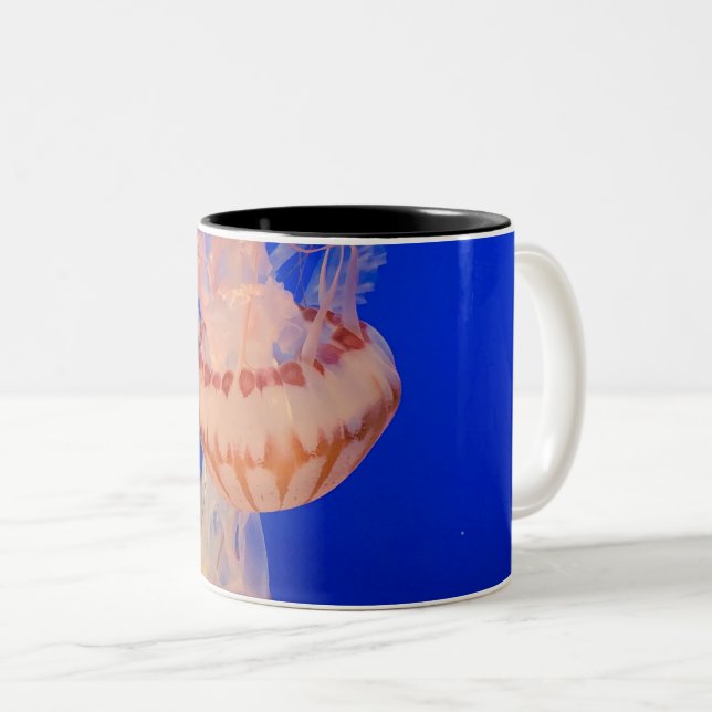 Snyggt Sjölandskap Två-Tonad Mugg (Framsida höger)