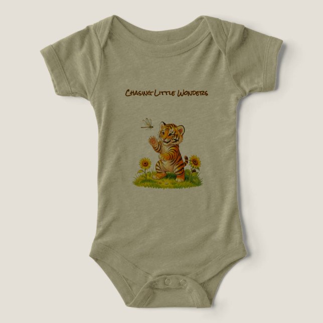 Snyggt Sött Tiger Djur T Shirt (Design Framsida)