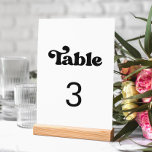 Snyggt, svart och vitt bröllop bordsnummer<br><div class="desc">Ett tema för chic: Använd den här typografiska utformningen av vintage och snyggt för din bröllop-stationär,  med ett klassiskt svart-vitt tema. Anpassadets text,  färg och bakgrunder.</div>