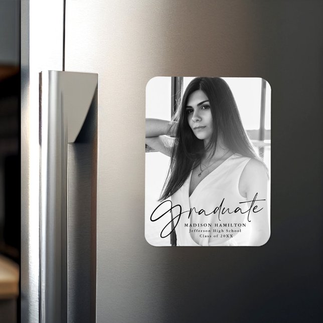 Snyggt Svartskript Studenten annonsfoto Magnet (Skapare uppladdad)