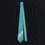 Snyggt Teal Slips<br><div class="desc">Den här snyggtens slips är i gråtoner av teal och turkos med tunt rand av vitt och korall.</div>