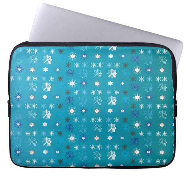 Snyggt, turkos och vit, stjärnor och snöflingor laptop sleeve (Framsidan)