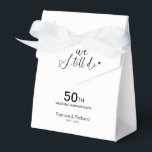 Snyggt Vi gör fortfarande Bröllop Vow-förnyelse Presentaskar<br><div class="desc">Vi firar er förnyelse av löven i bröllop i stil med våra elegant- vänskapslådor. De kan vara personlig med dina detaljer och anpassas till alla färg.</div>