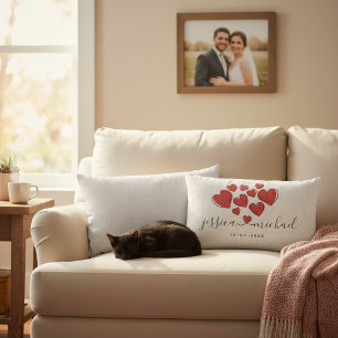 Snyggt White Newlyweds Namn med Hearts Bröllop Lumbarkudde