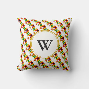 Snyggt ZIMBABWE Blzed Nation Monogram Gift Kudde