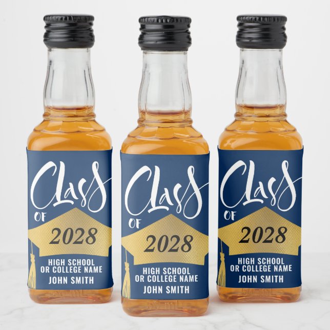 Snyggten Studenten med minimalistisk Guld Grad Cap Spritflaskor Etikett (Flaskor)