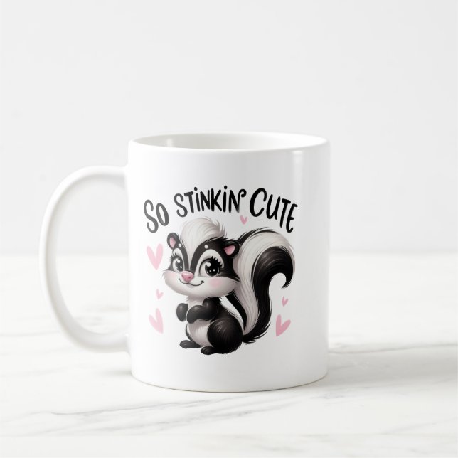 So Stinkin Cute Skunk Art Kaffemugg (Vänster)