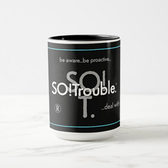 SO!Trouble logotyper och slogans  Mugg (Center)