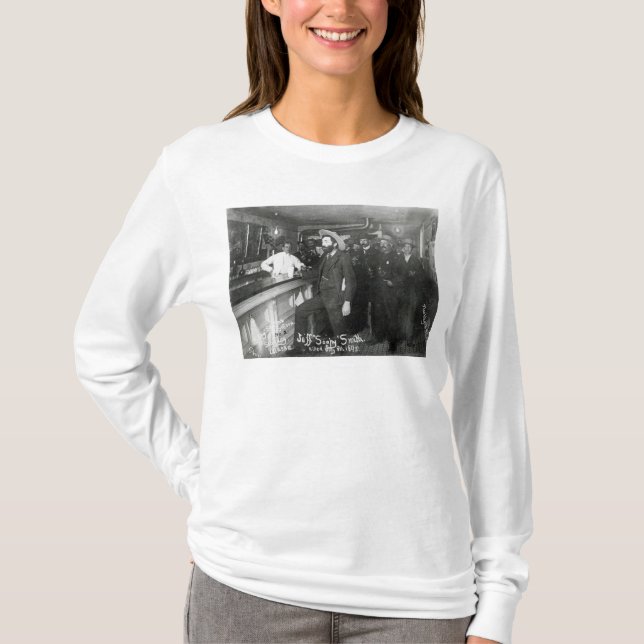 Soapy smed salongpub t-shirt (Framsida)