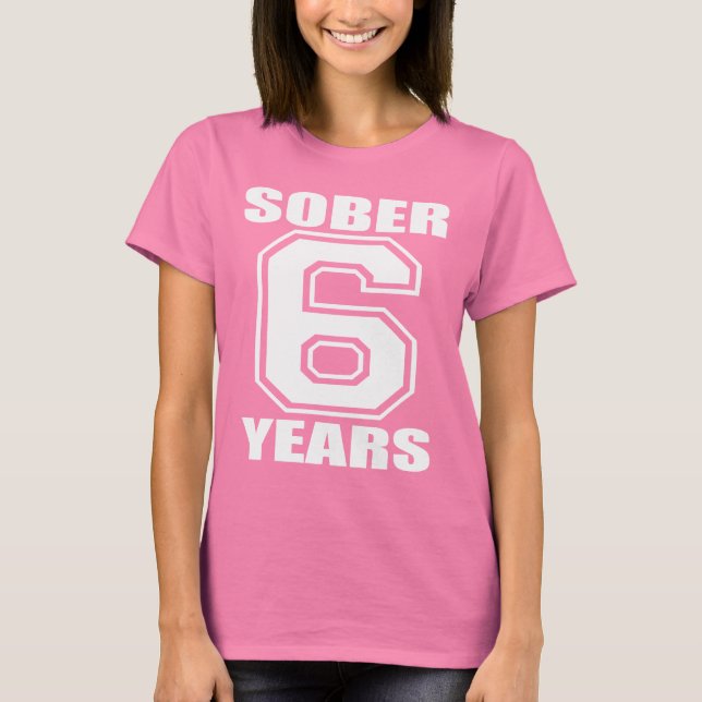 Sober 6 år Vit på Mörk T-shirt (Framsida)