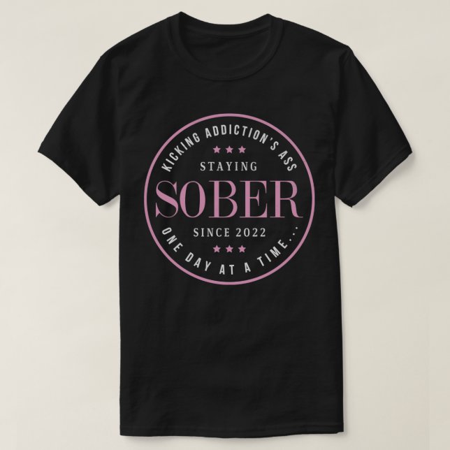 Sober Sedan 2022: Kvoten för återställande av säke T Shirt (Design framsida)