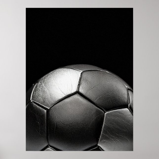 Soccer Ball Dark Dramatic Close Up Poster (Framsidan)
