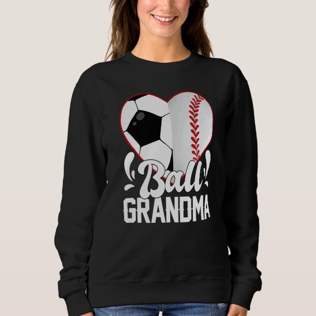 Soccer Baseball Softball Grandma Ball Grandma Hear T Shirt (Framsida)
