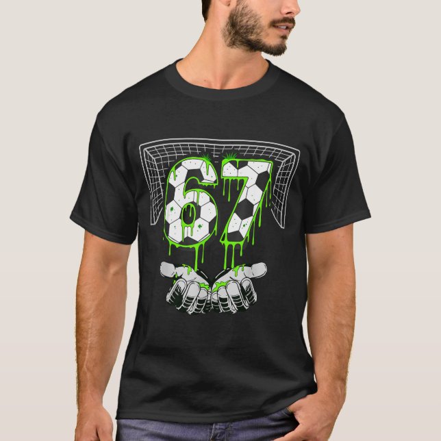 Soccer Drip Number 67 Boys Soccer Player 67 Footba T Shirt (Framsida)