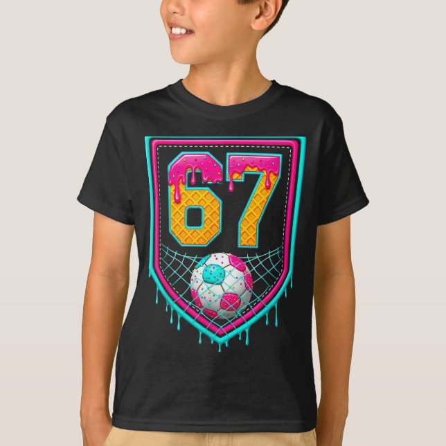 Soccer Drip Number 67 Soccer Player  T Shirt (Framsida)