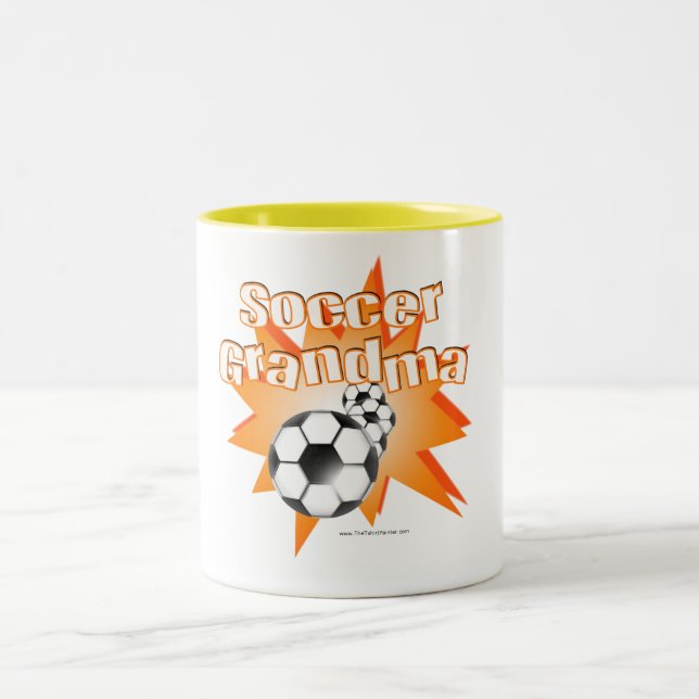 Soccer Grandma Två-Tonad Mugg (Center)