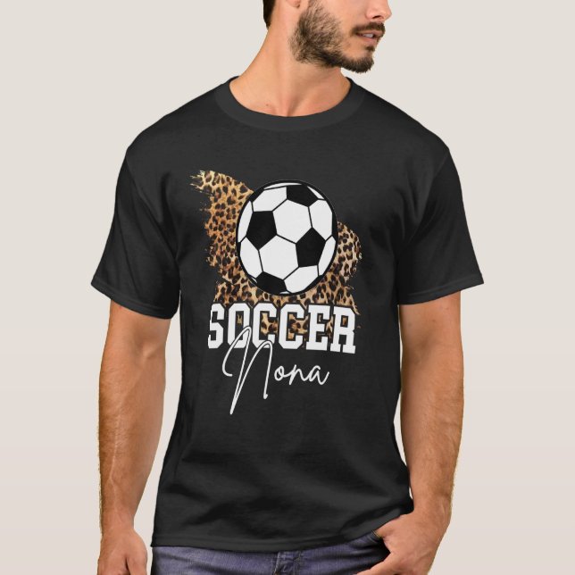Soccer Nona Leopard Heart T Shirt (Framsida)