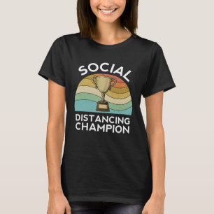 Social Avstånd Champion Quarantine Toilet Pape T Shirt