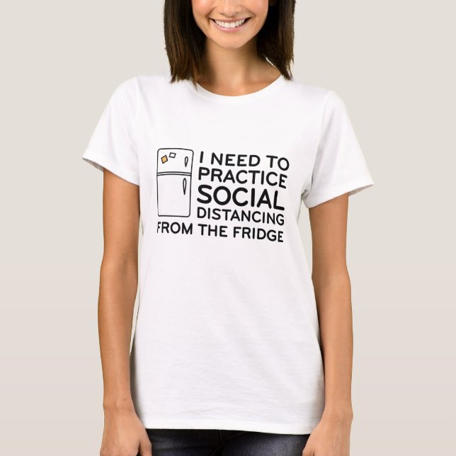 Social Distansering Kylskåp T Shirt (Framsida)