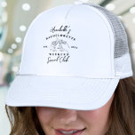 Social Klubb Vintage Bachelorette Party Keps<br><div class="desc">Preppy Bachelorette Helg Social Klubb Hat. Fyll i din bachelorette helg med den här snyggt Social-Klubb-temade hatten. Med en klassisk svart logotyp med fet typografi ger den här designen firande en polerad men lekfull beröring. I logotypen ingår namn, Bachelorette Helg Social Klubb, och det fastställda året i party, som skapar...</div>