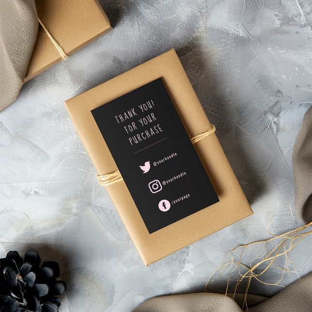 Social-länkar, rosa och svart orderingång kort. tilläggskort (Pink on black fun text social media enclosure card to say thank you to your customers)