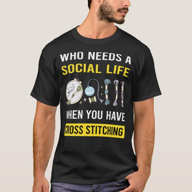 Social Life Kor Stitching T Shirt (Framsida)