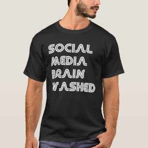 Social Media Brain Tvättar nätverksström mot socia T Shirt