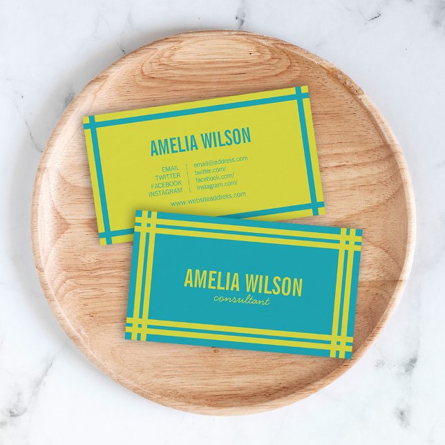 Social-media i Modern Vibrant Blue och Grönt Visitkort (Skapare uppladdad)