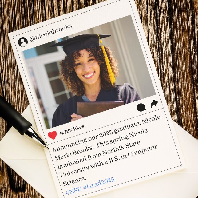 Social Media Post Photo Studenten Meddelande (Social Media Post Photo Graduation Announcement
)