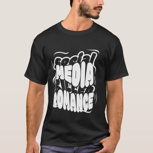 Social Media Romance Reel T-Shirt – Cute Graphic  (Framsida)
