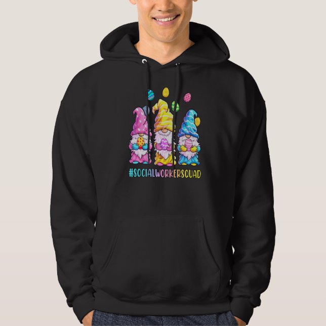 Social Worker Squad Cute Tre Gnomes Holding Egg Hoodie (Framsida)