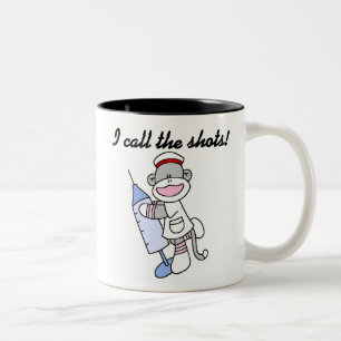 Sock monkey Nurse, jag kallar på Shots Gifts Två-Tonad Mugg