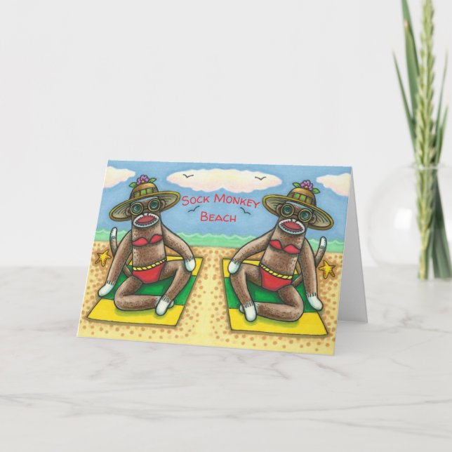 SOCK MONKEY RED BIKINI, VID BEACH TECKNAD FUNNY KORT (Framsida)