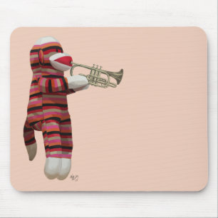 Sock monkey spelar trumpet 2 musmatta
