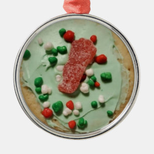 Sockerkakor av sockerkaka, fryst julgransprydnad metall